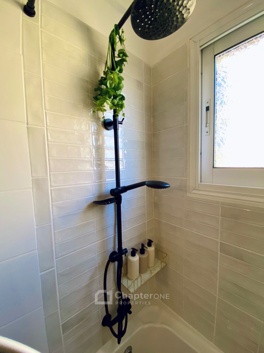 Apartment For Sale  in  Paphos Town