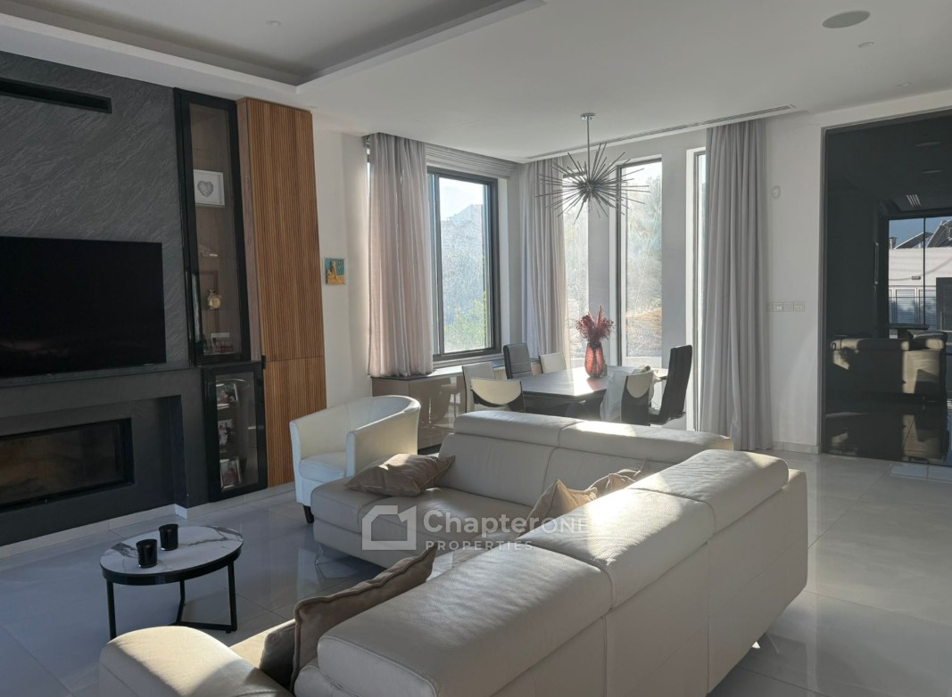 Detached Villa For Rent  in  Palouriotissa