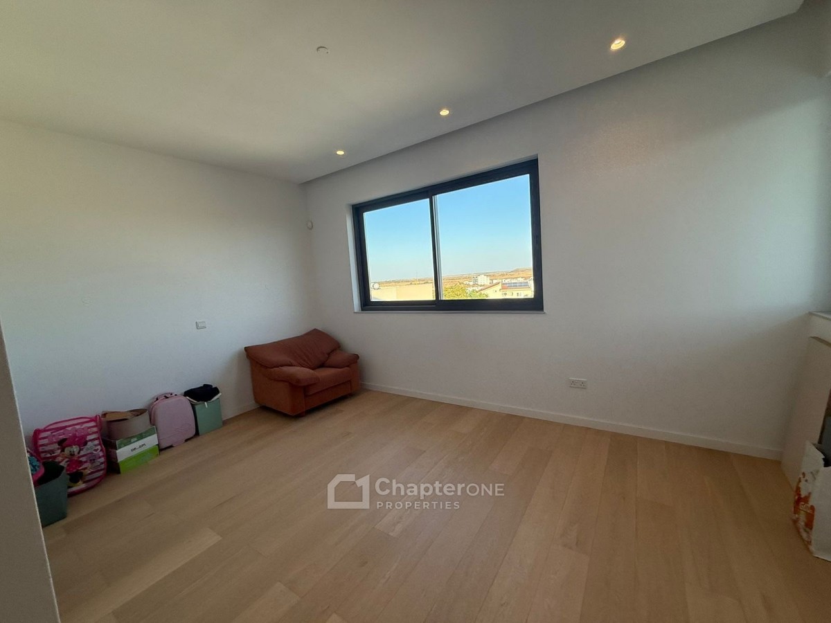 Detached Villa For Rent  in  Palouriotissa