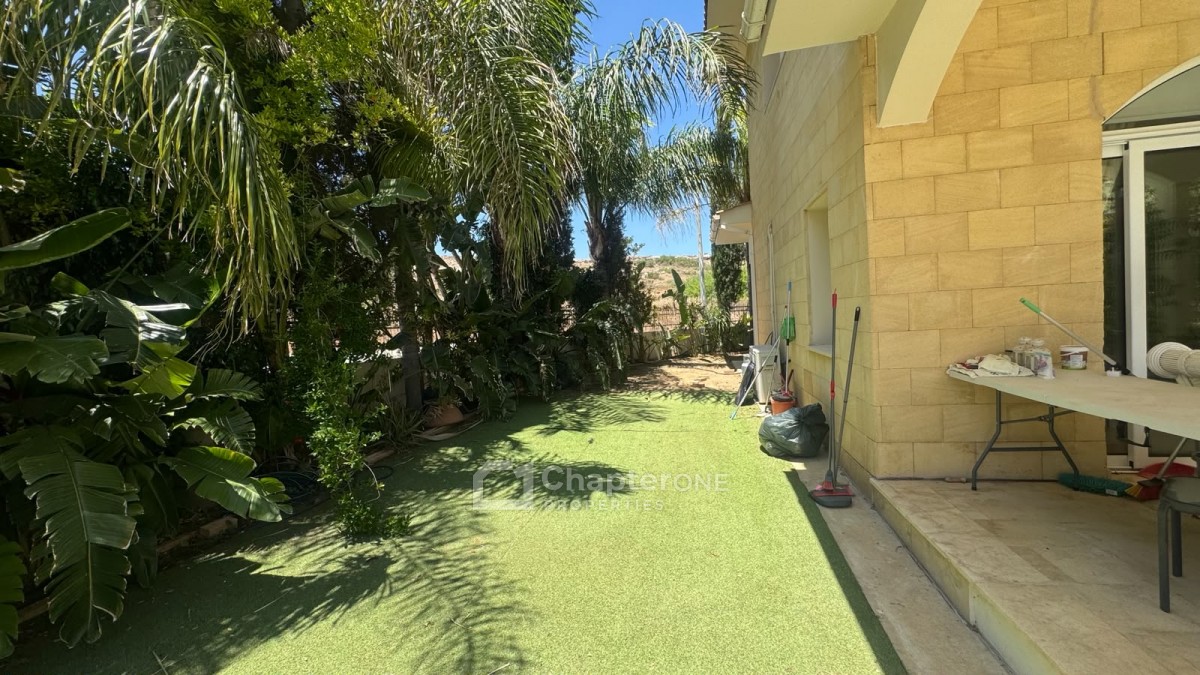Detached Villa For Rent  in  Egkomi - Makedonitissa