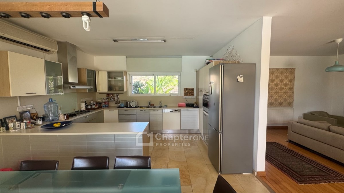 Detached Villa For Rent  in  Egkomi - Makedonitissa