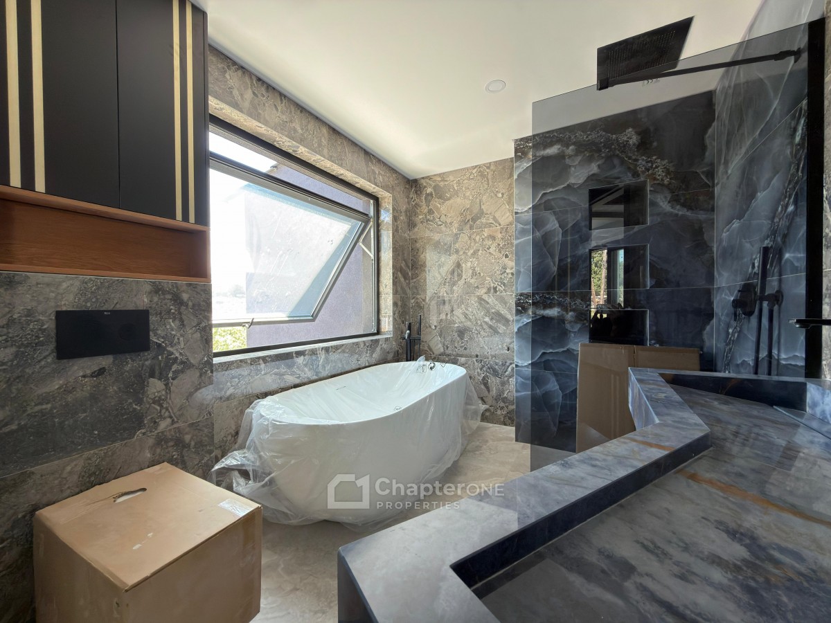 Detached Villa For Sale  in  Konia