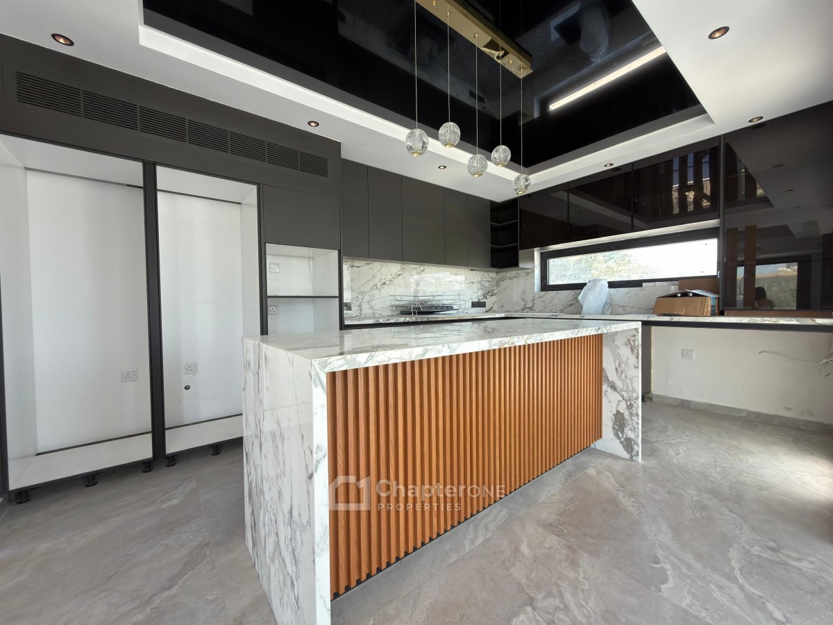 Detached Villa For Sale  in  Konia