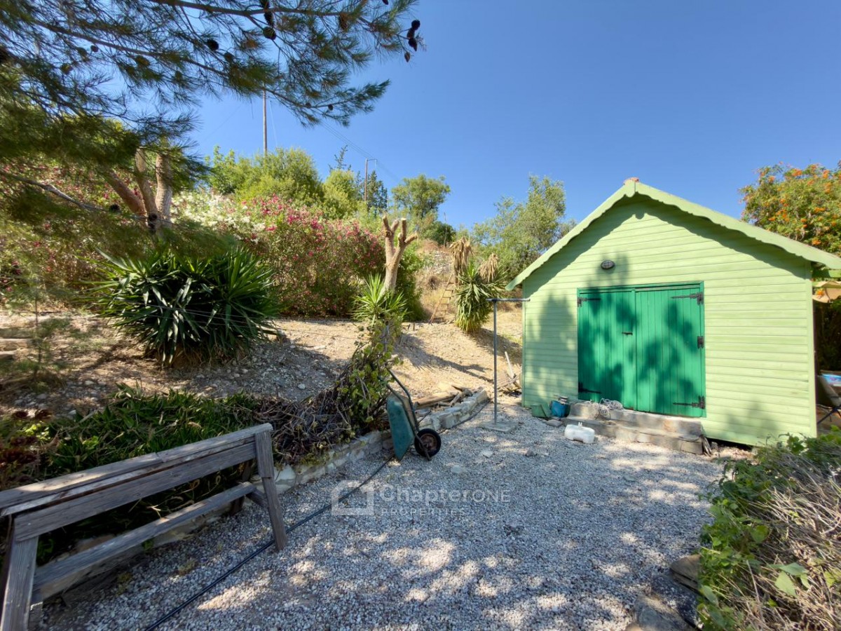 Traditional House For Sale  in  Episkopi