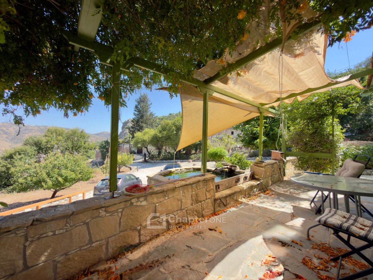 Traditional House For Sale  in  Episkopi