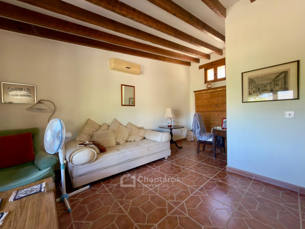 Traditional House For Sale  in  Episkopi
