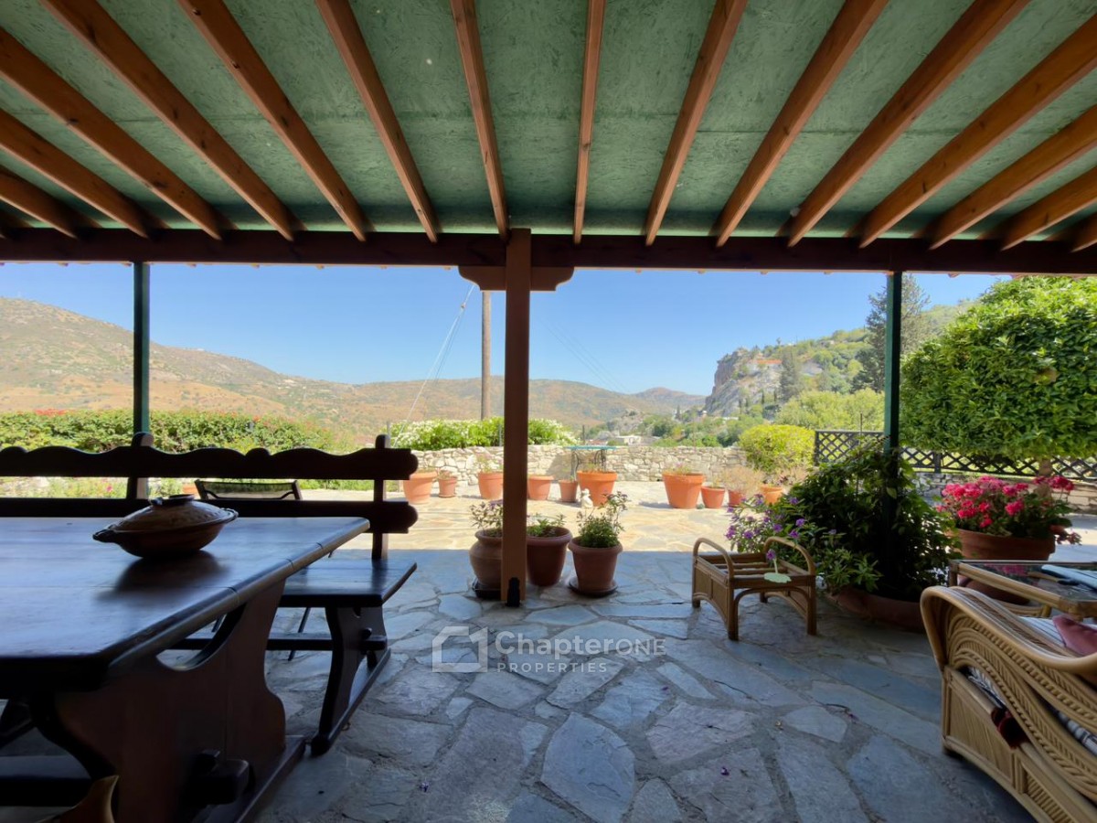 Traditional House For Sale  in  Episkopi