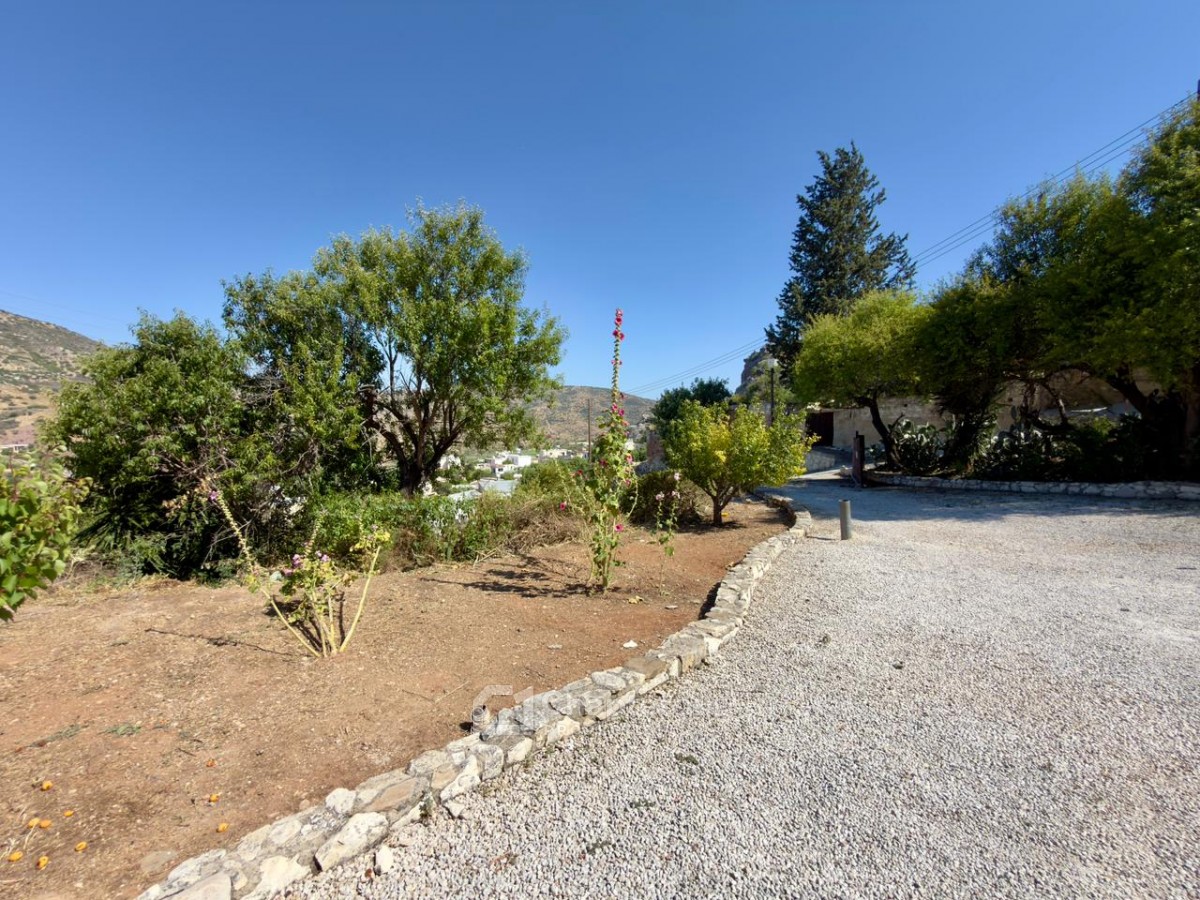 Traditional House For Sale  in  Episkopi