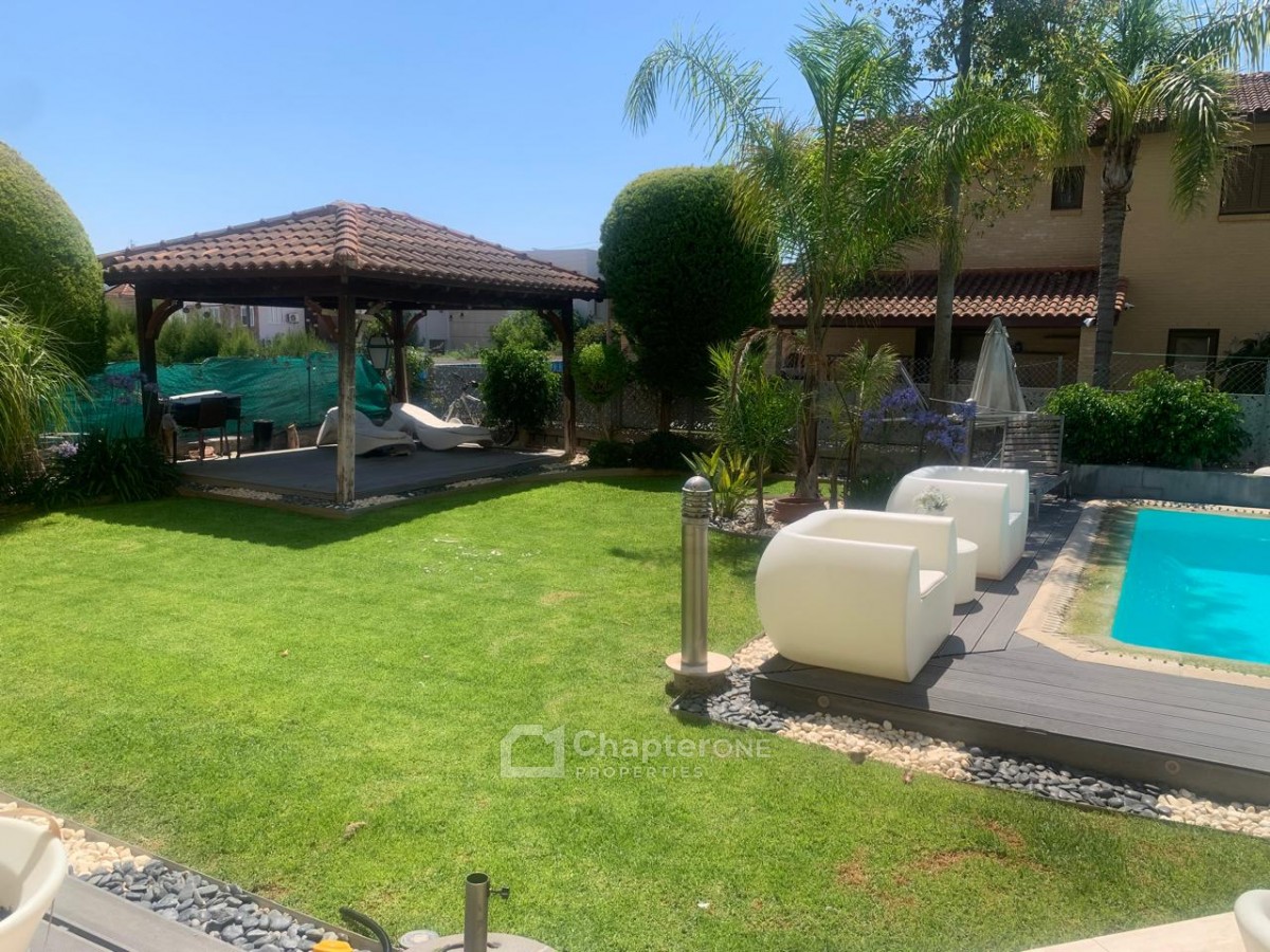 Detached Villa For Rent  in  Egkomi