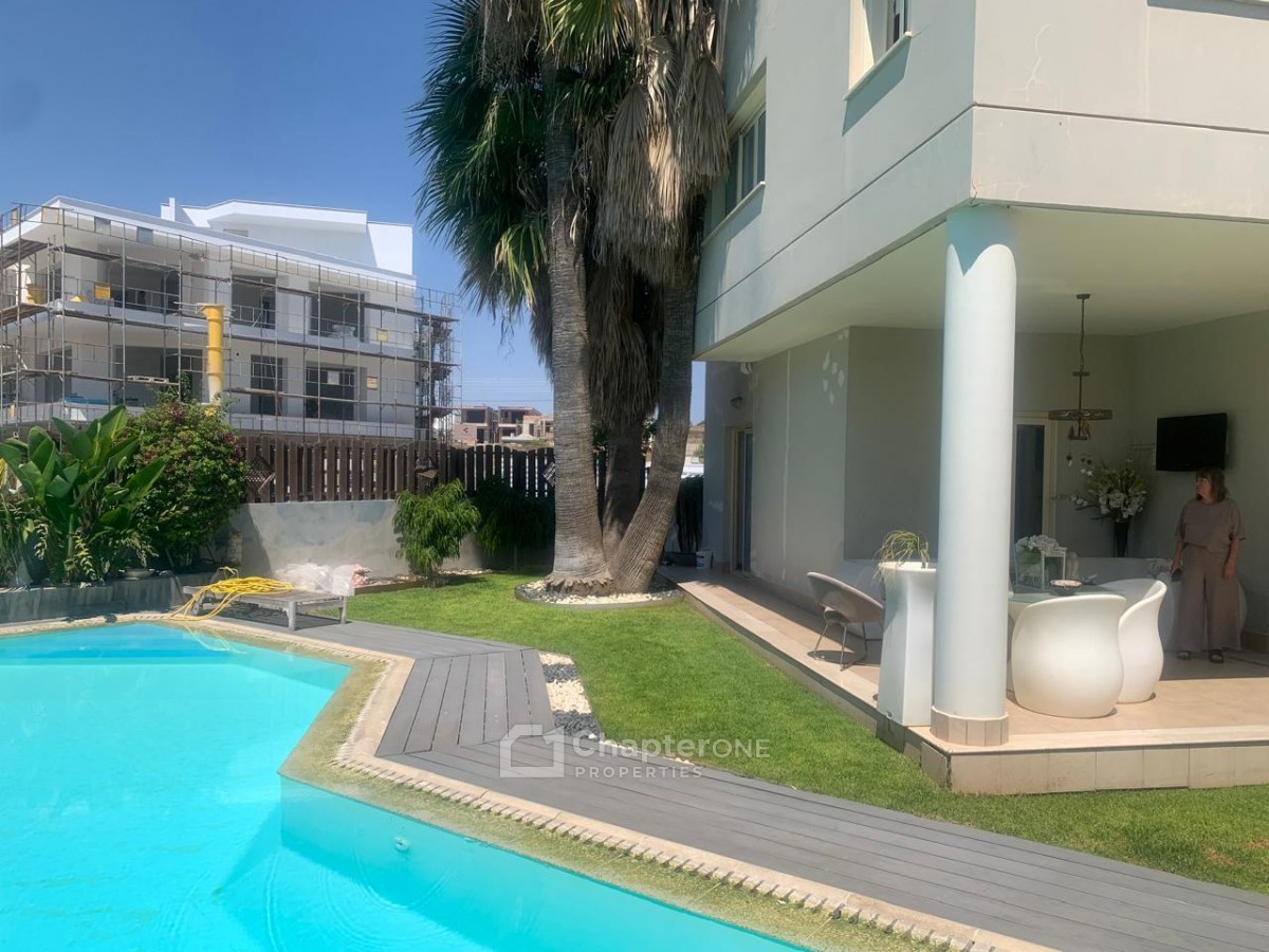 Detached Villa For Rent  in  Egkomi
