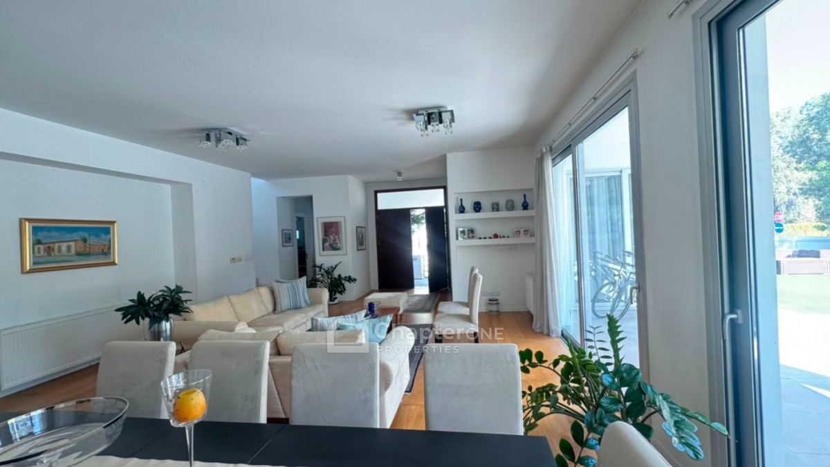 Detached Villa For Rent  in  Strovolos - Chryseleousa