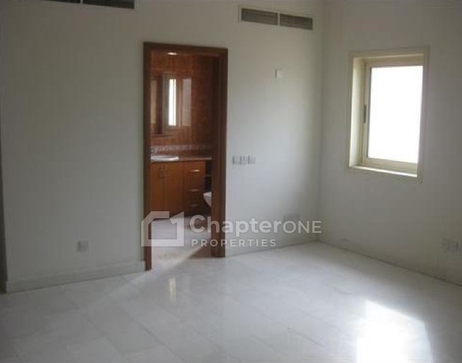 Detached Villa For Sale  in  Aglantzia