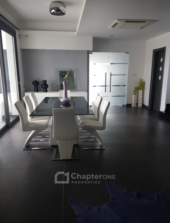 Detached Villa For Rent  in  Kokkinotrimithia