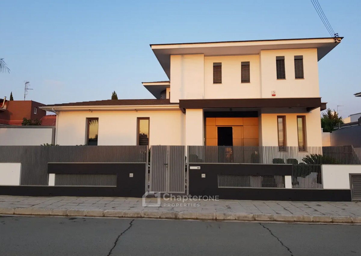 Detached Villa For Rent  in  Kokkinotrimithia