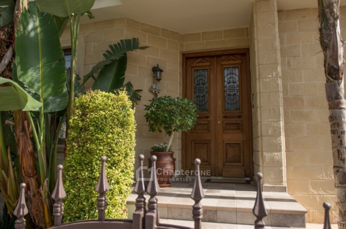Detached Villa For Rent  in  Strovolos - Archangelos