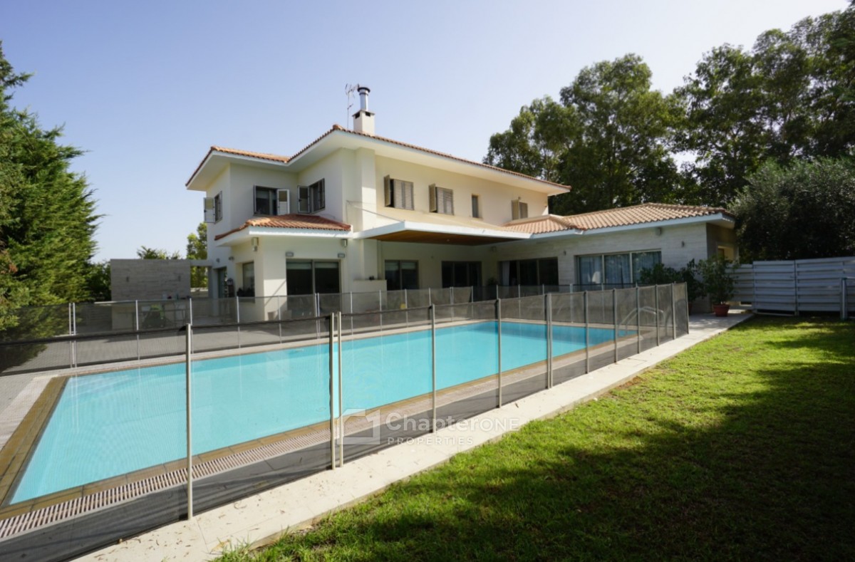 Detached Villa For Rent  in  Strovolos - Archangelos