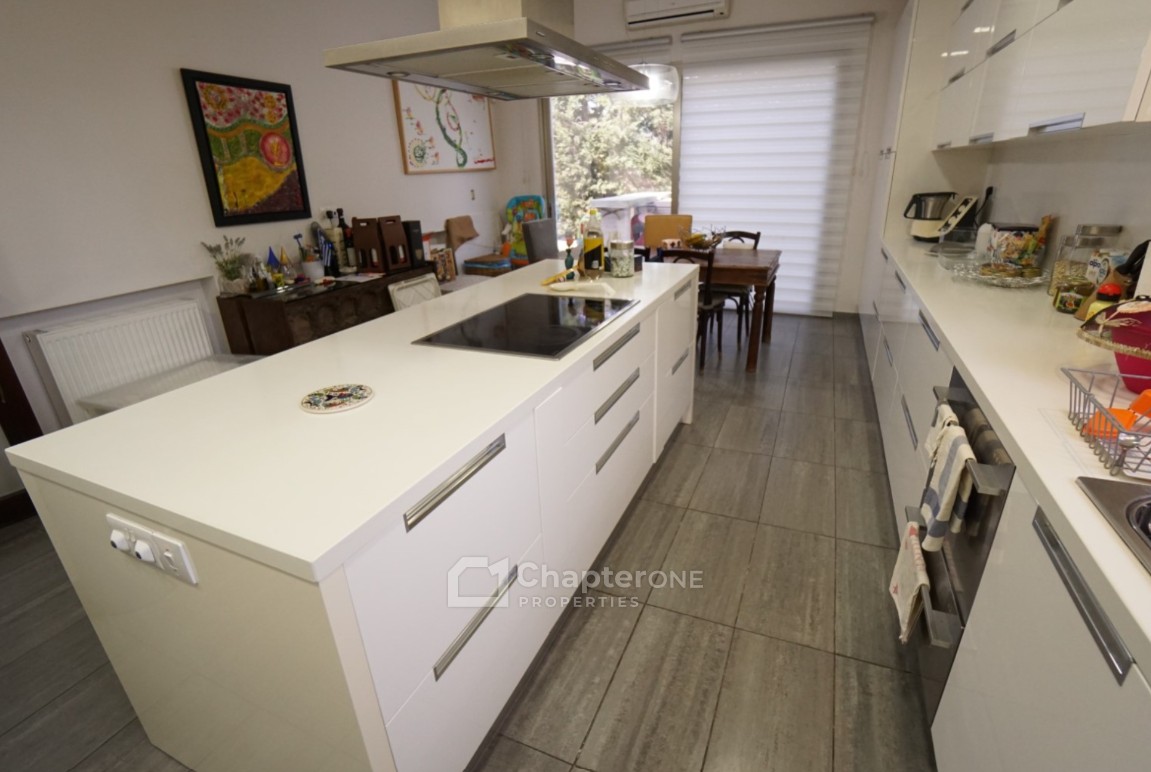 Detached Villa For Rent  in  Strovolos - Archangelos