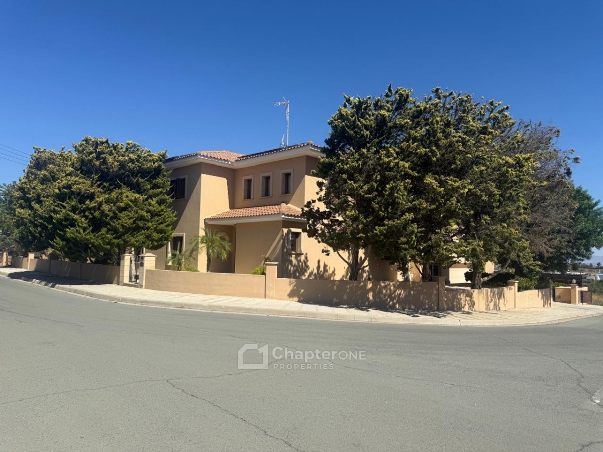 Detached Villa For Sale  in  Nea Ledras