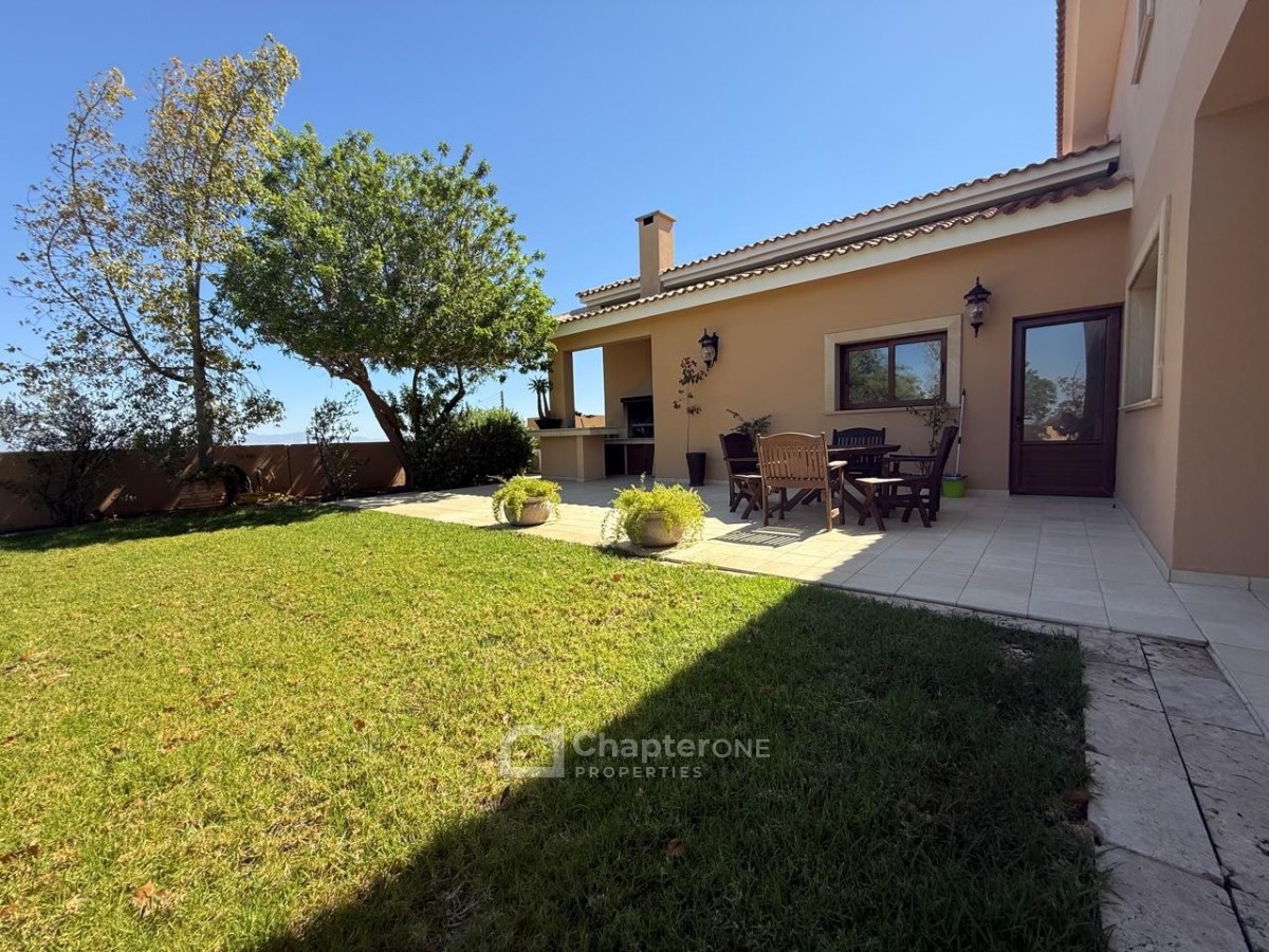 Detached Villa For Sale  in  Nea Ledras