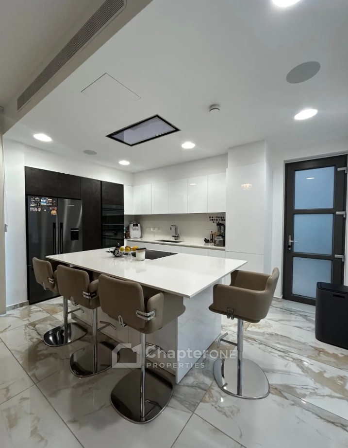 Detached Villa For Sale  in  Egkomi - Makedonitissa