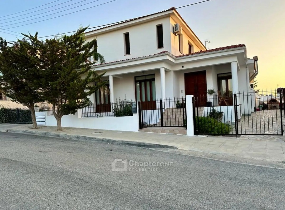 Detached Villa For Sale  in  Lakatameia - Anthoupolis