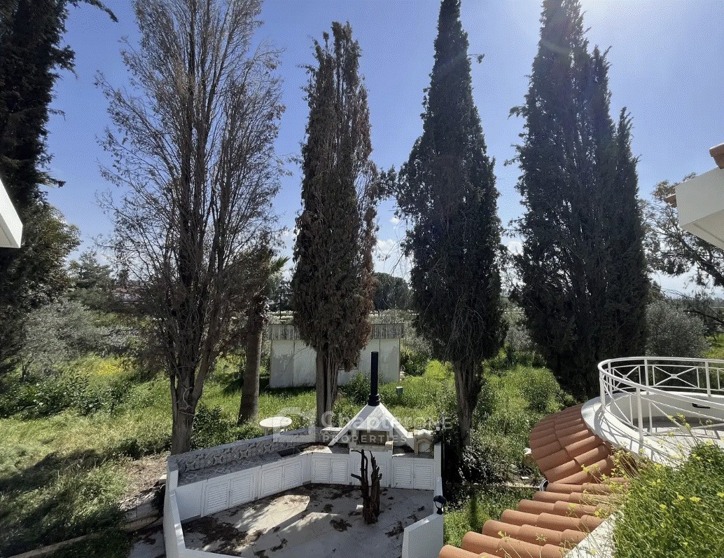 Detached Villa For Sale  in  Strovolos - Archangelos