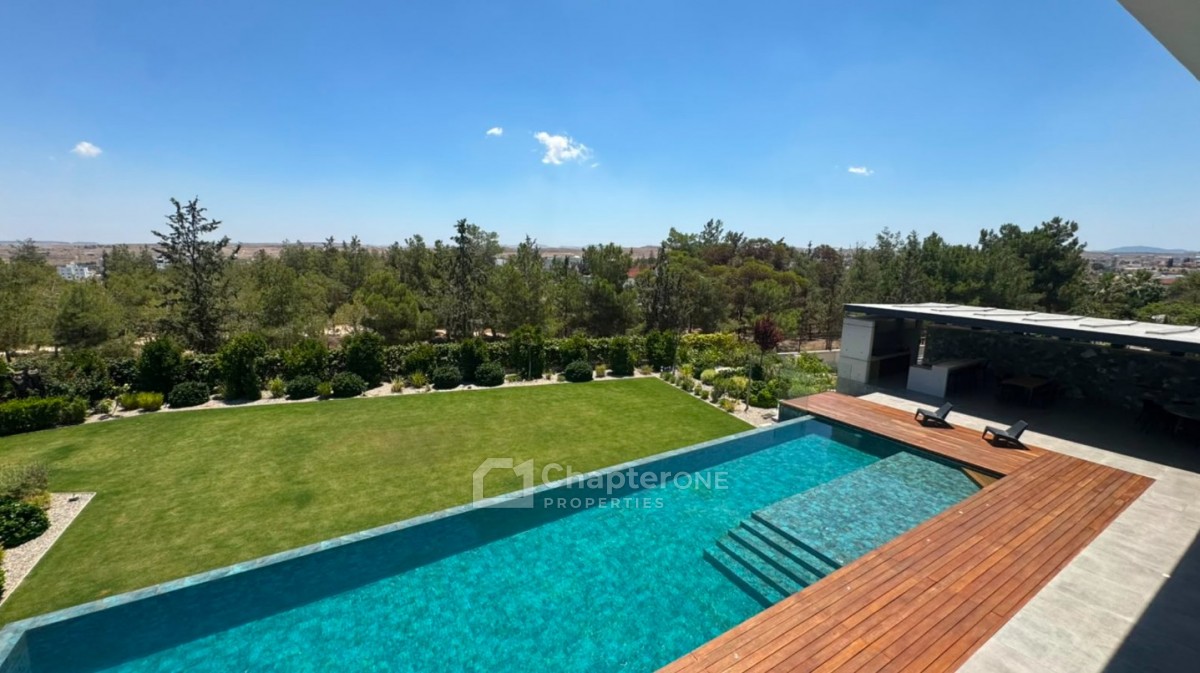 Detached Villa For Sale  in  Geri