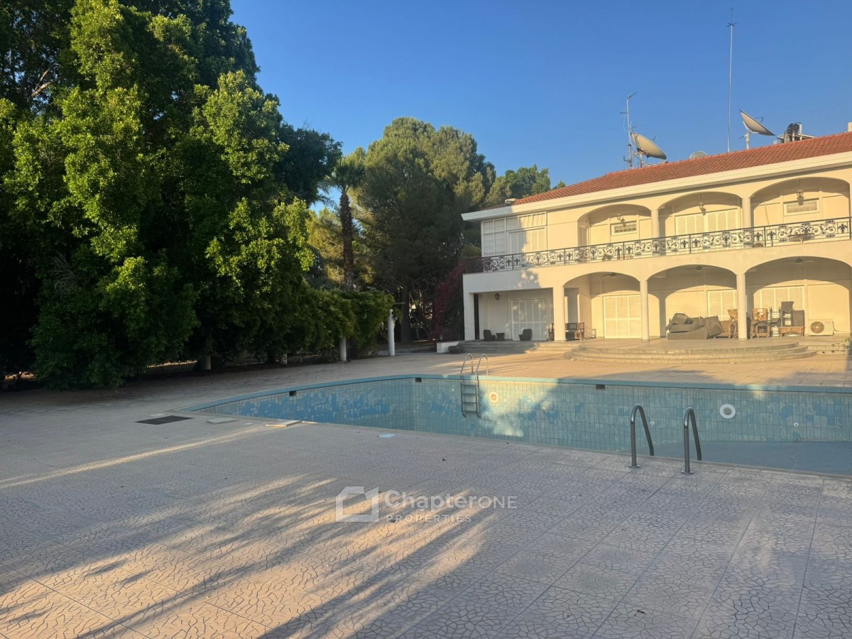 Detached Villa For Sale  in  Egkomi