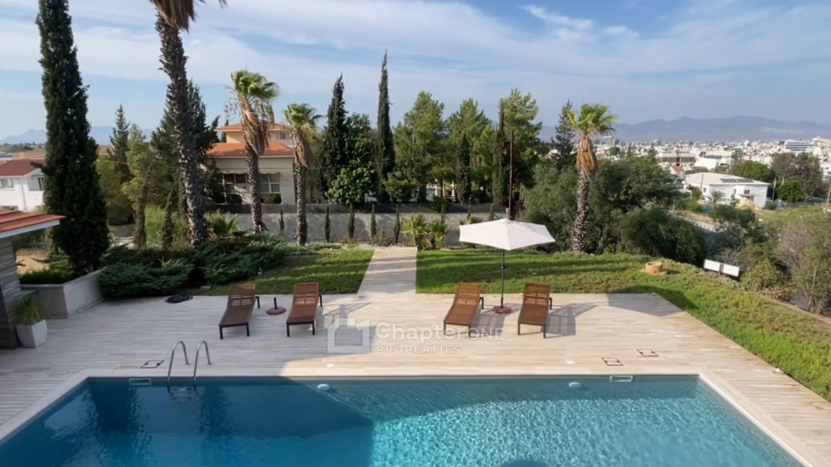 Detached Villa For Sale  in  Egkomi - Makedonitissa