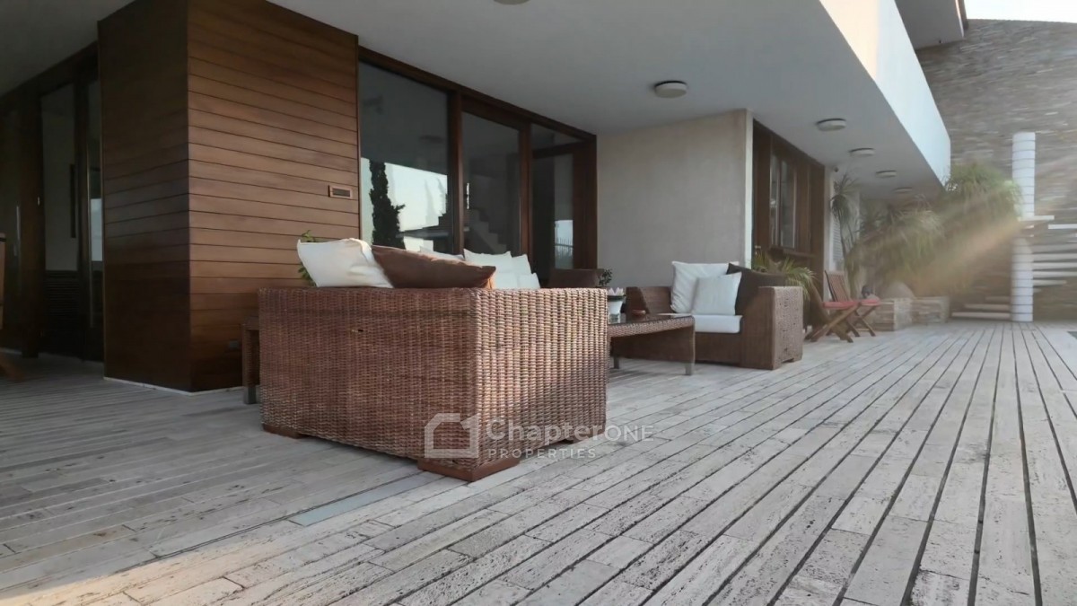 Detached Villa For Sale  in  Egkomi - Makedonitissa