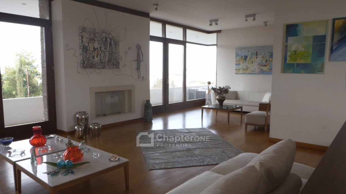 Detached Villa For Sale  in  Egkomi - Makedonitissa