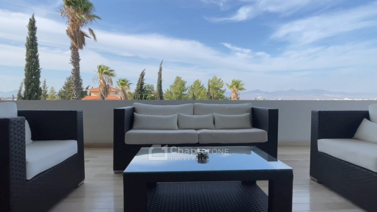 Detached Villa For Sale  in  Egkomi - Makedonitissa