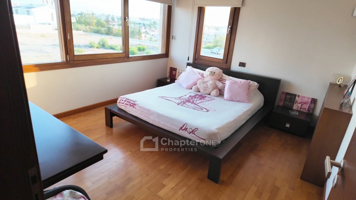 Detached Villa For Sale  in  Egkomi - Makedonitissa