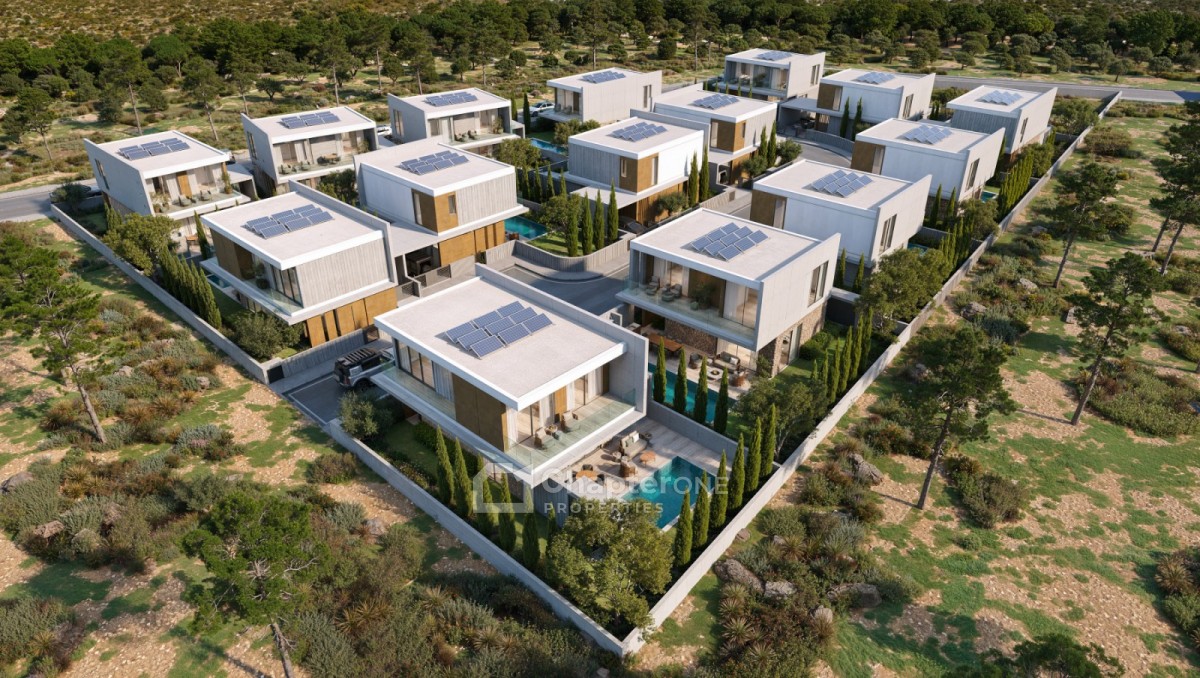 Detached Villa For Sale  in  Geroskipou