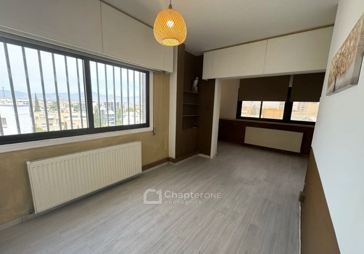 Penthouse For Rent  in  Egkomi - Parissinos