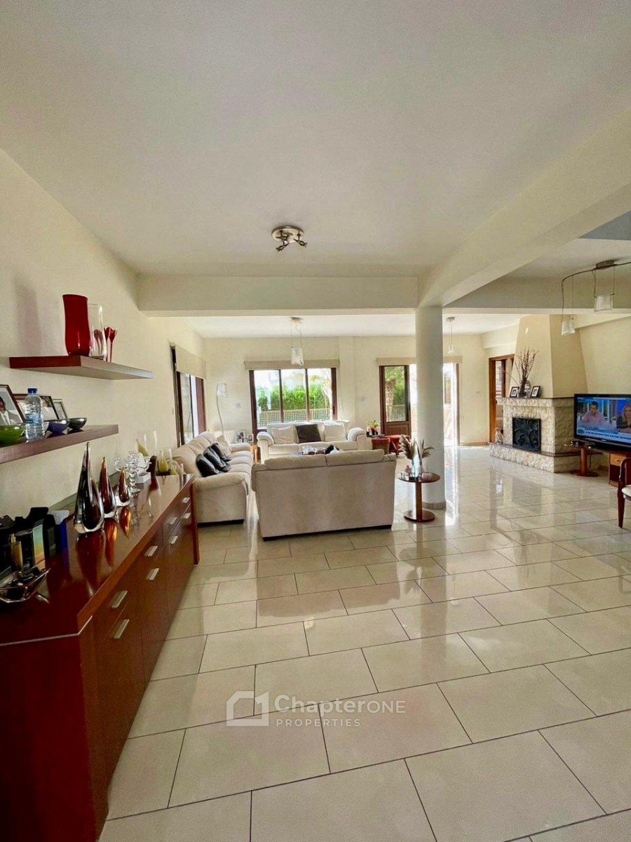 Detached Villa For Sale  in  Geroskipou