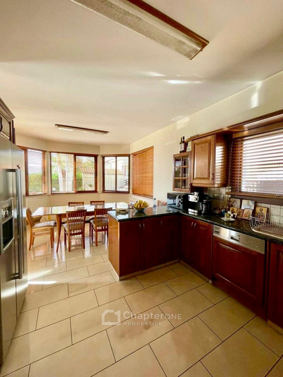 Detached Villa For Sale  in  Geroskipou