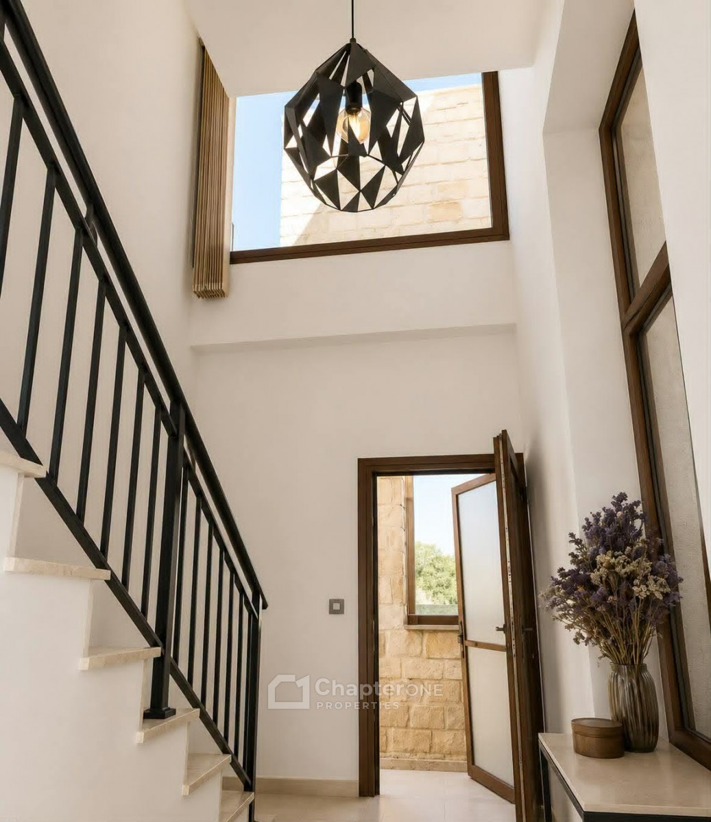 Detached Villa For Rent  in  Geroskipou