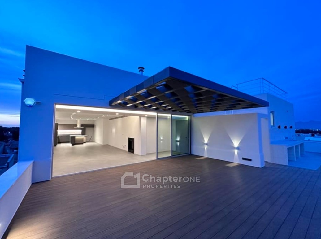 Penthouse For Rent  in  Strovolos