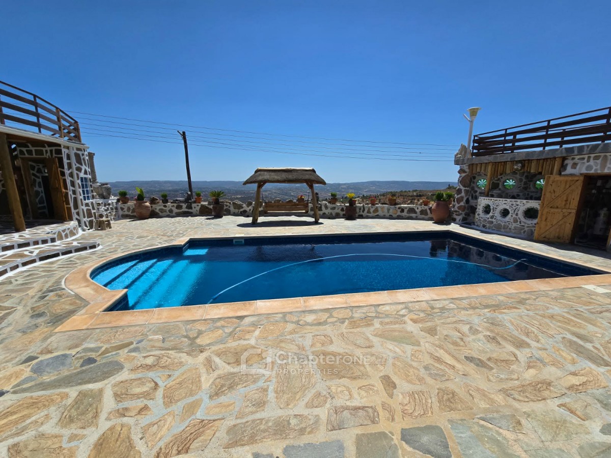 Detached Villa For Sale  in  Milia
