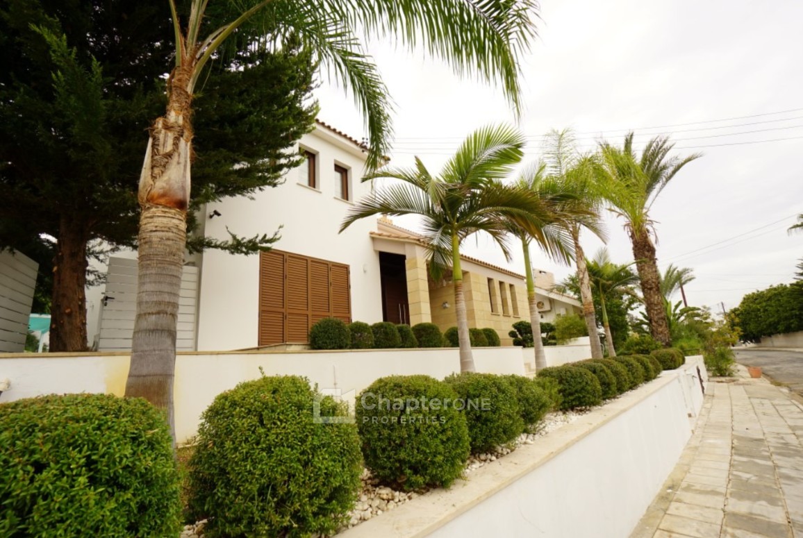 Detached Villa For Rent  in  Egkomi - Makedonitissa