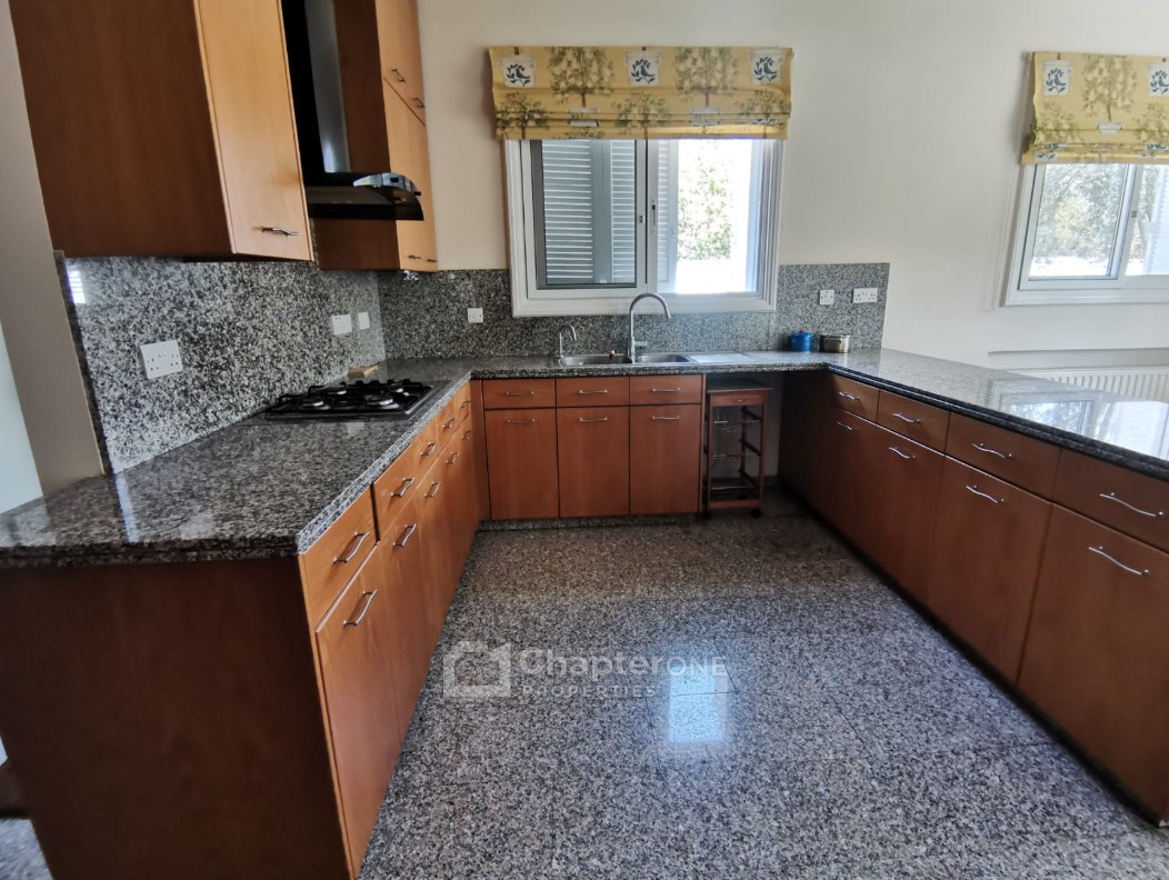 Detached Villa For Rent  in  Egkomi - Makedonitissa