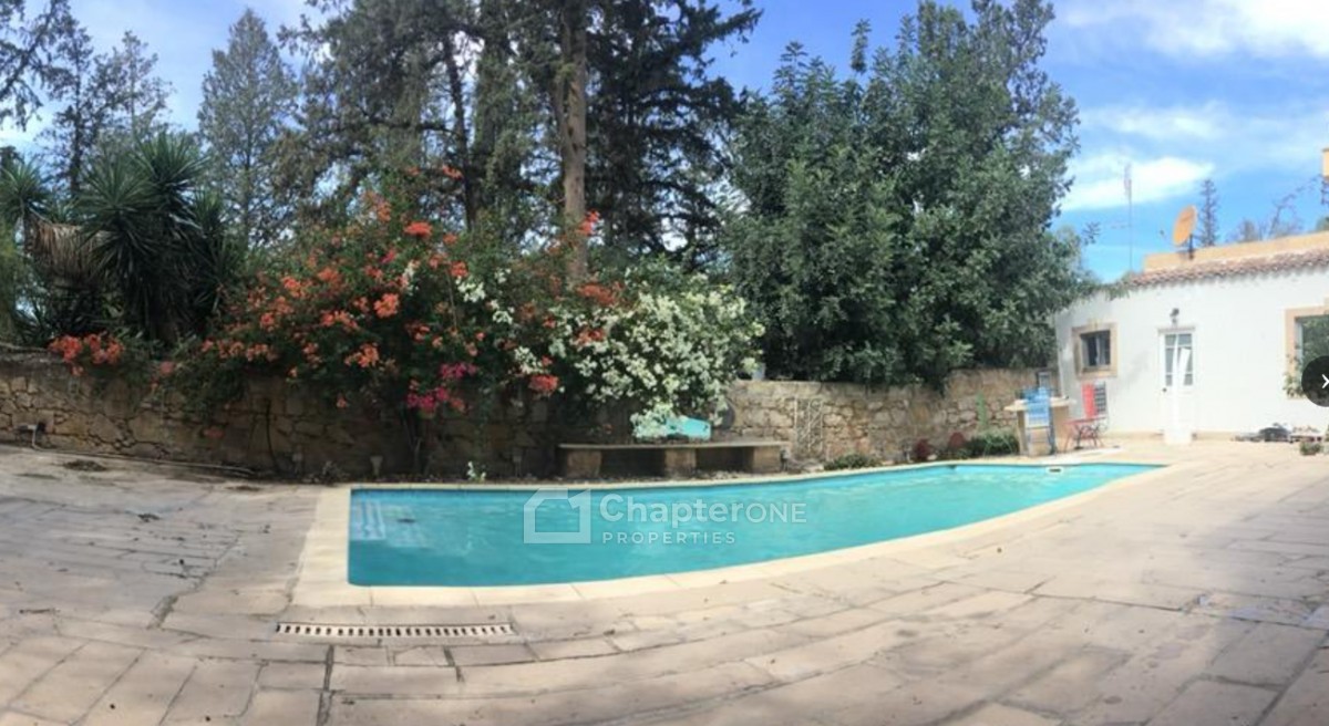 Detached Villa For Rent  in  Strovolos - Chryseleousa