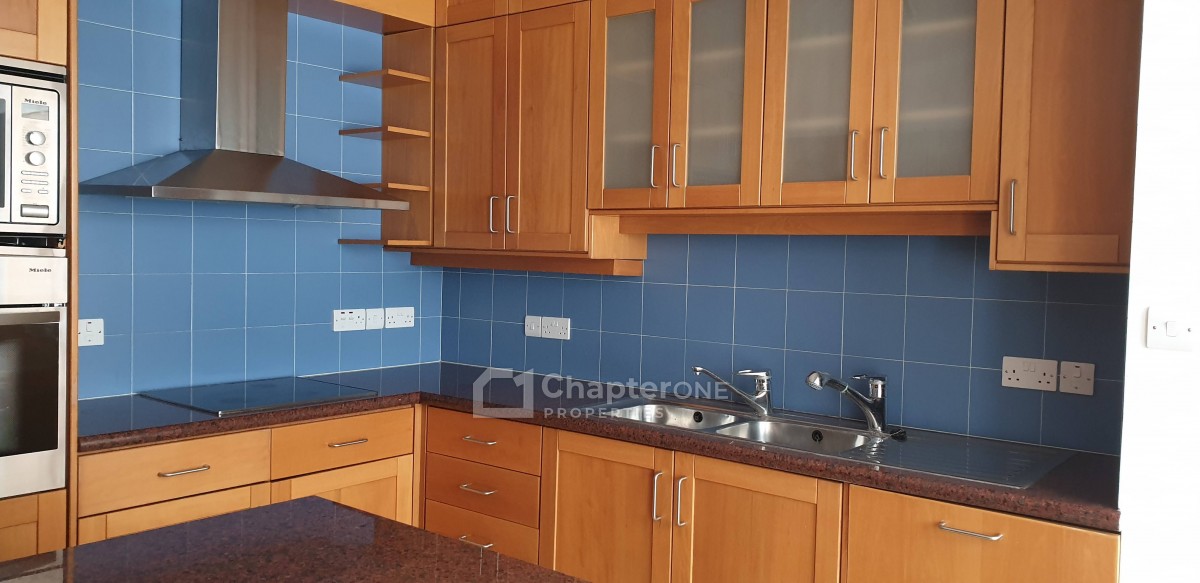 Apartment For Rent  in  Strovolos - Acropolis