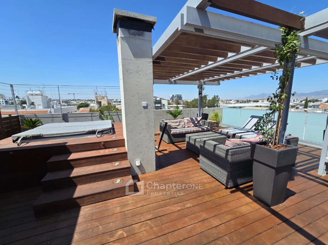 Penthouse For Rent  in  Egkomi - Makedonitissa