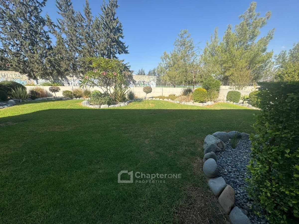 Detached Villa For Rent  in  Strovolos - Stavros