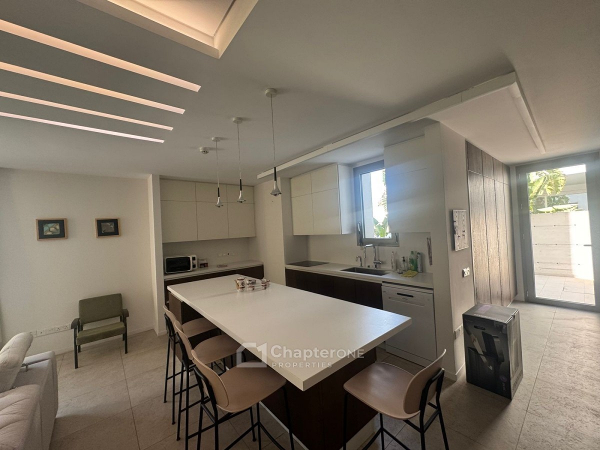 Detached Villa For Rent  in  Strovolos - Stavros