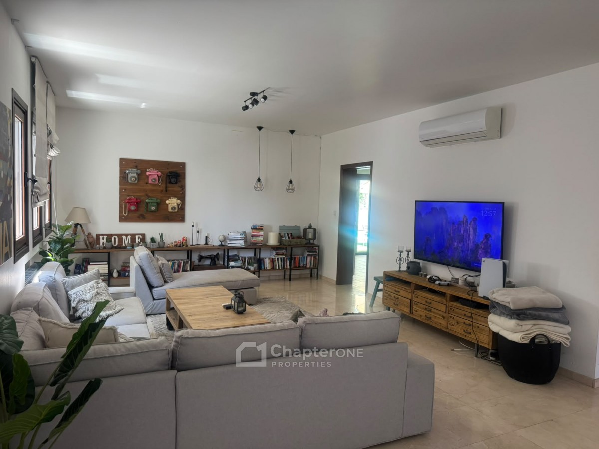 Detached Villa For Sale  in  Egkomi - Makedonitissa
