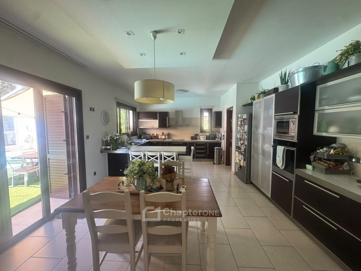 Detached Villa For Sale  in  Egkomi - Makedonitissa