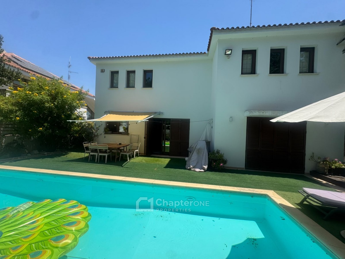 Detached Villa For Sale  in  Egkomi - Makedonitissa